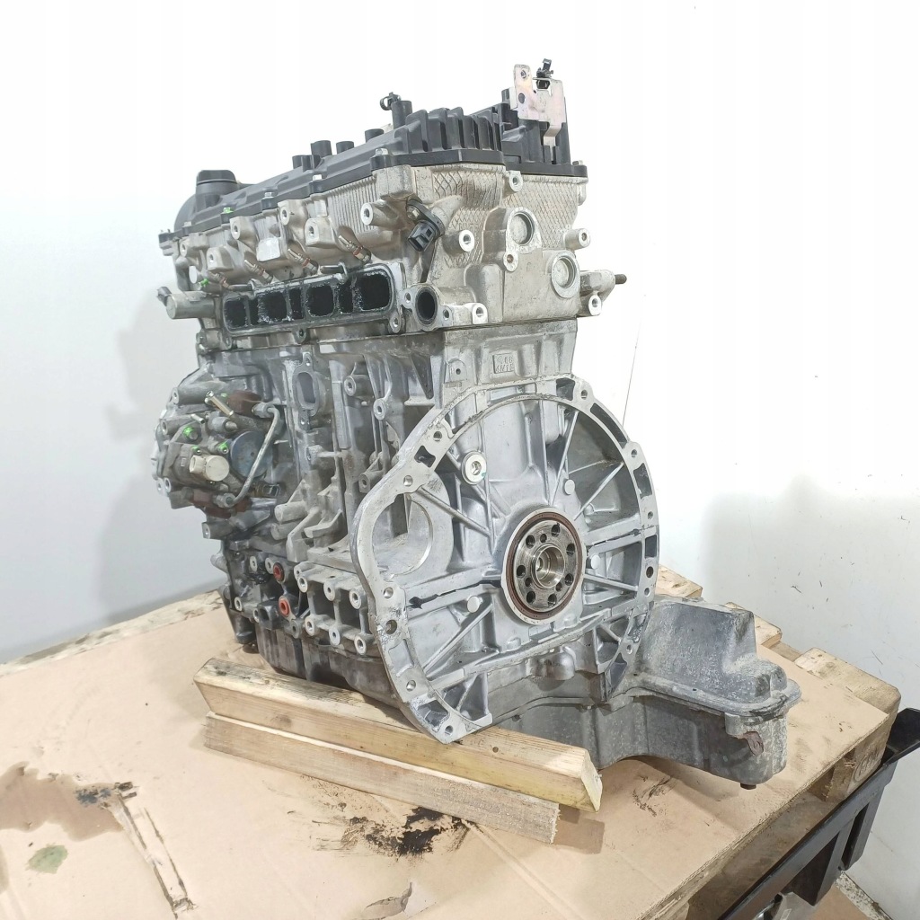 Moteur 4N15 — vue 1