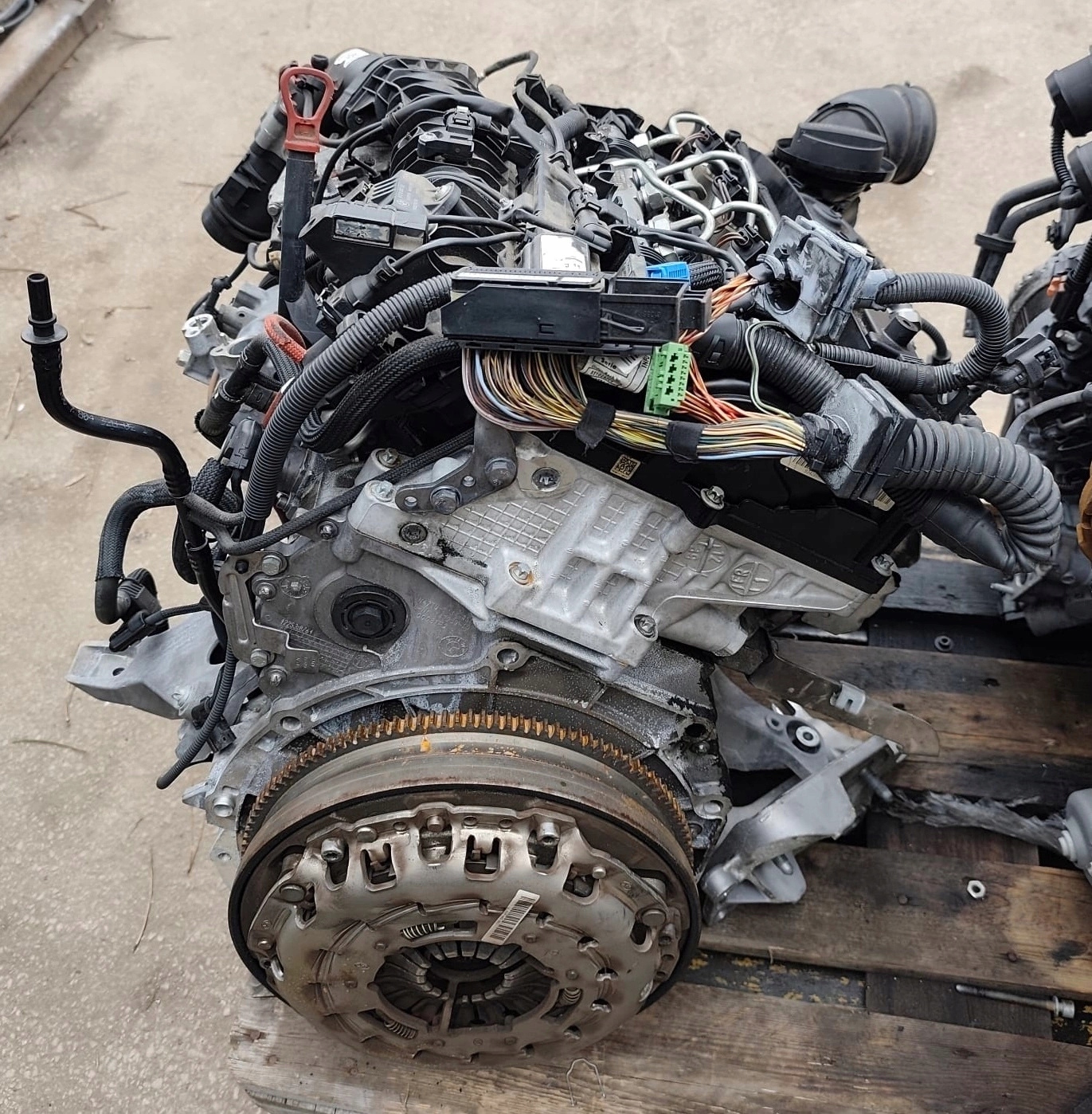 Moteur N47 D20 C — vue 4