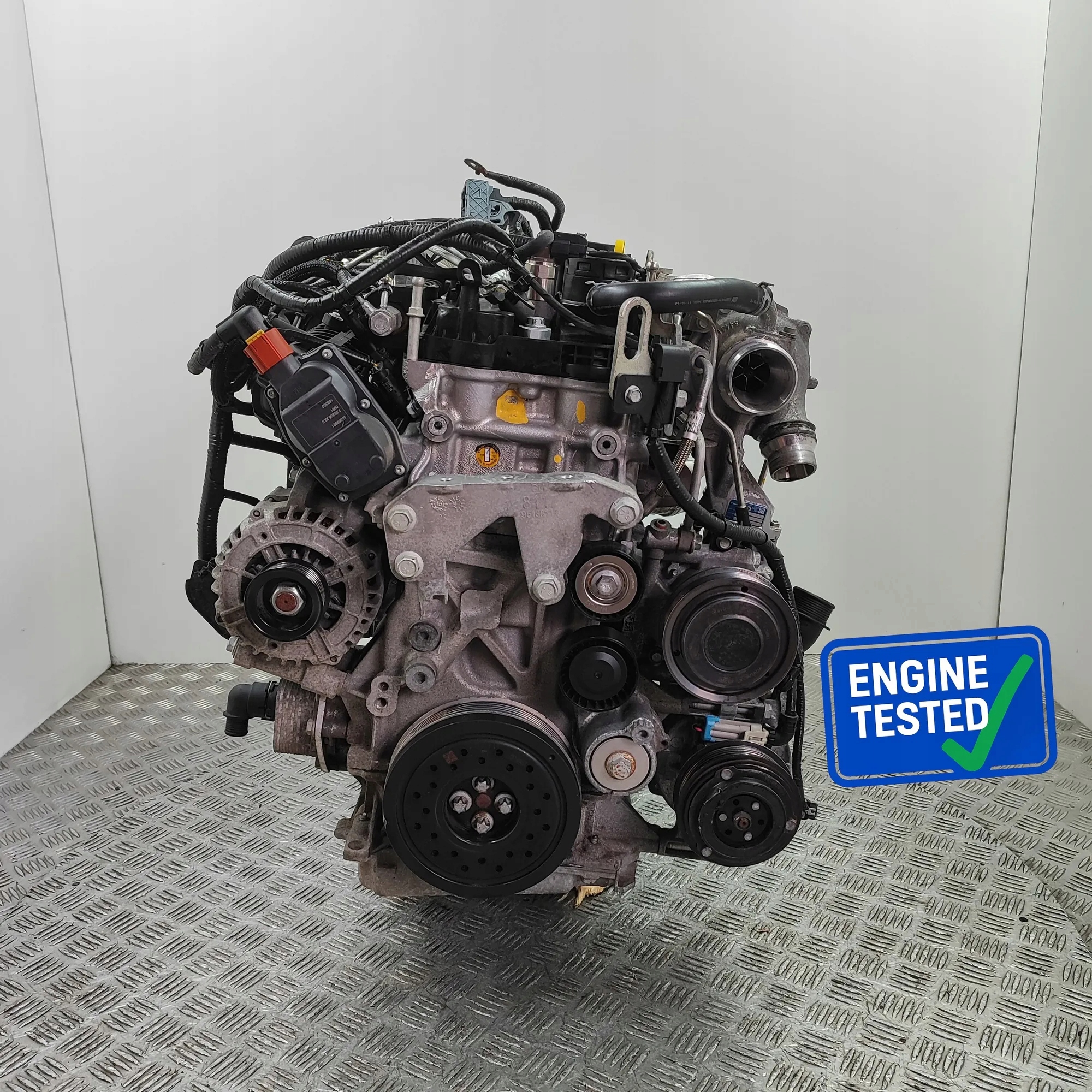 Moteur B 16 DTH — vue 1