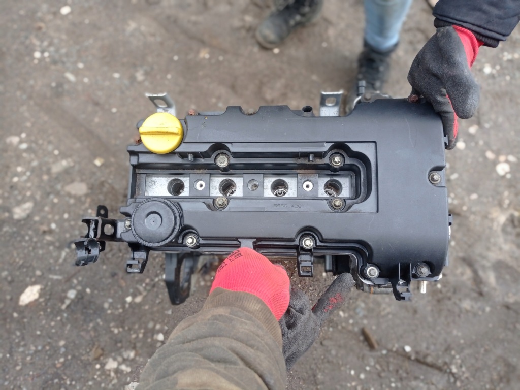 Moteur A 12 XER — vue 1