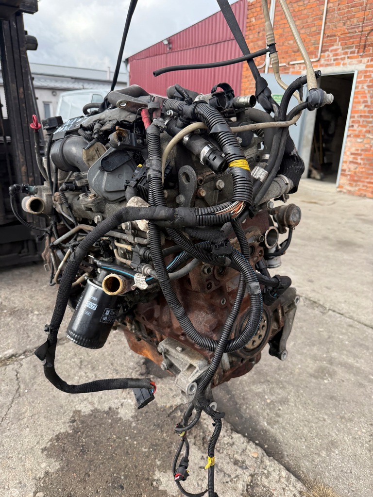 Moteur F1CE0481D — vue 4