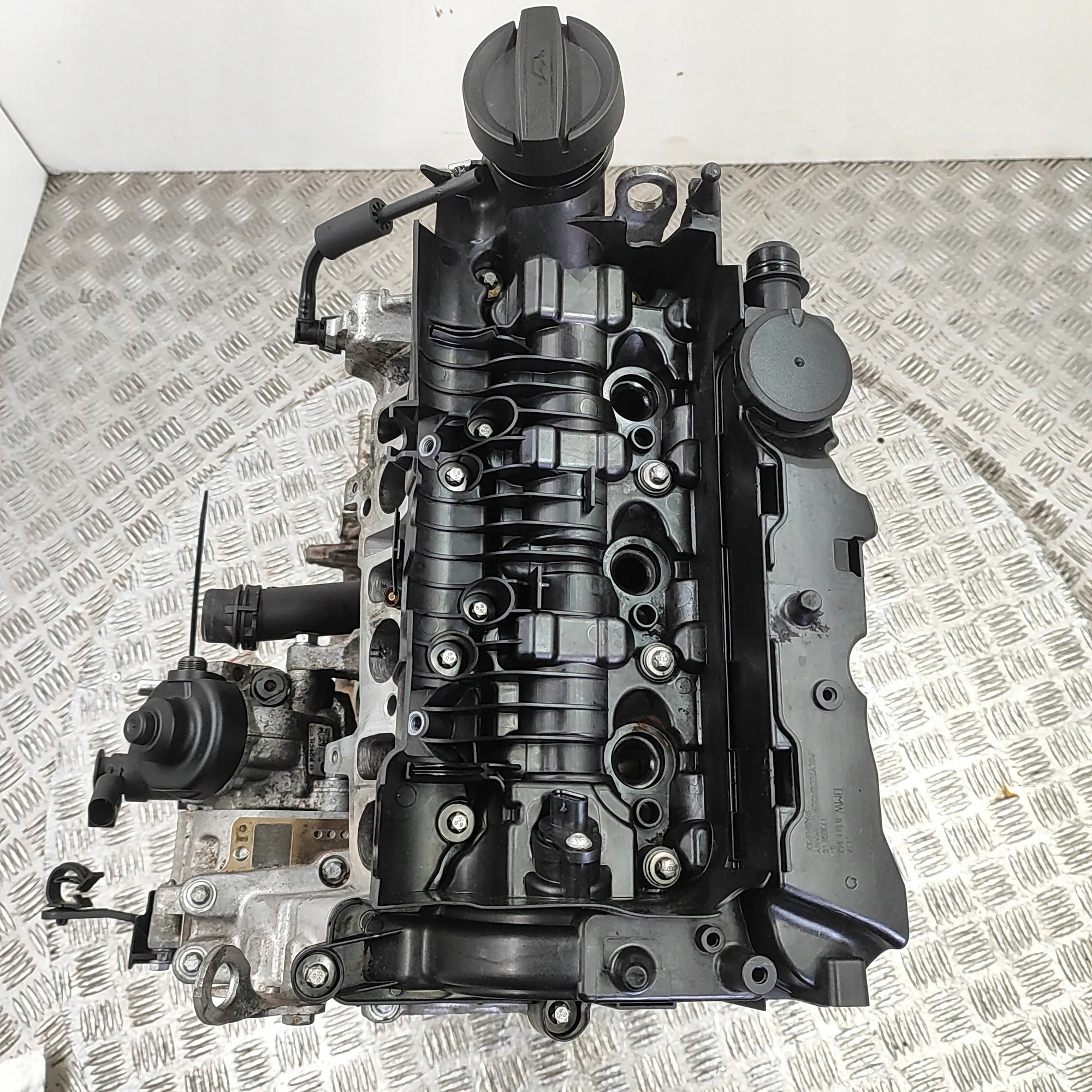 Moteur B37 D15 A — vue 3