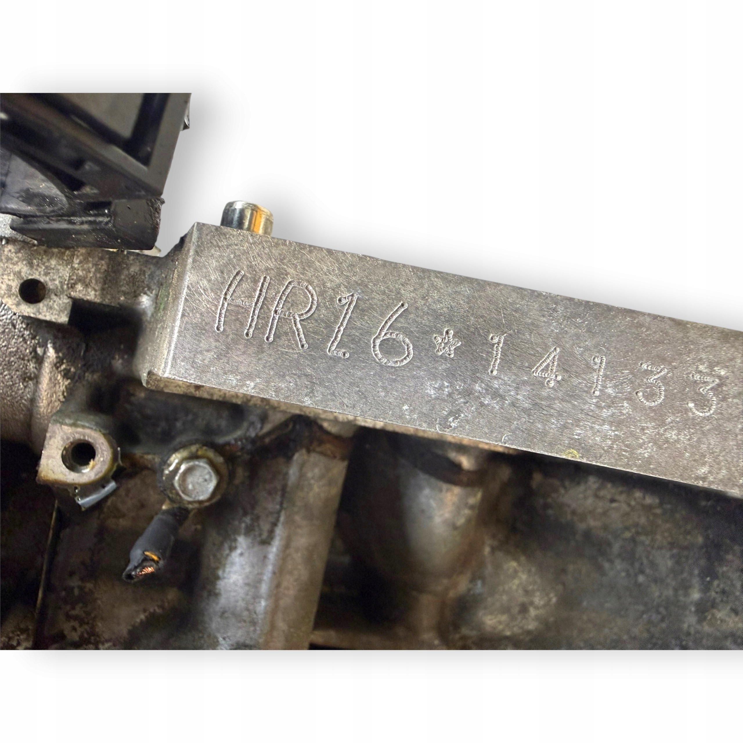 Moteur HR16DE — vue 2