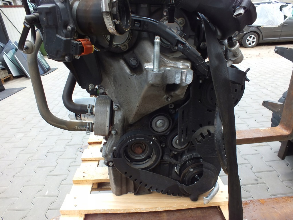 Moteur YYJB — vue 3