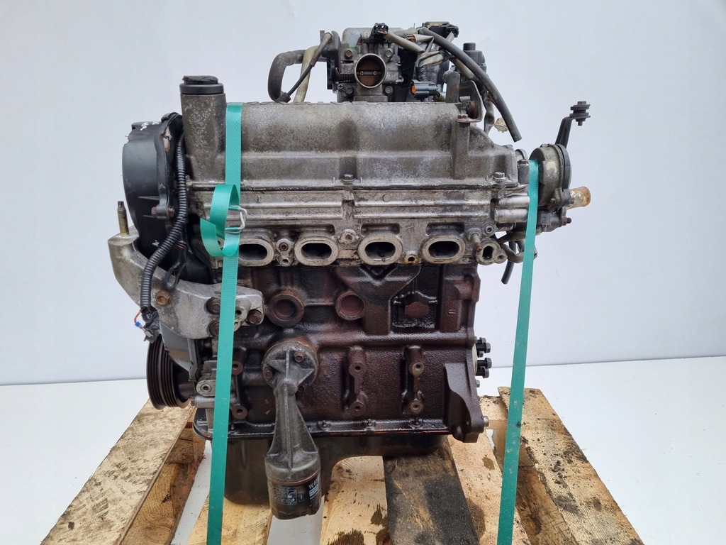 Moteur F10DN — vue 2