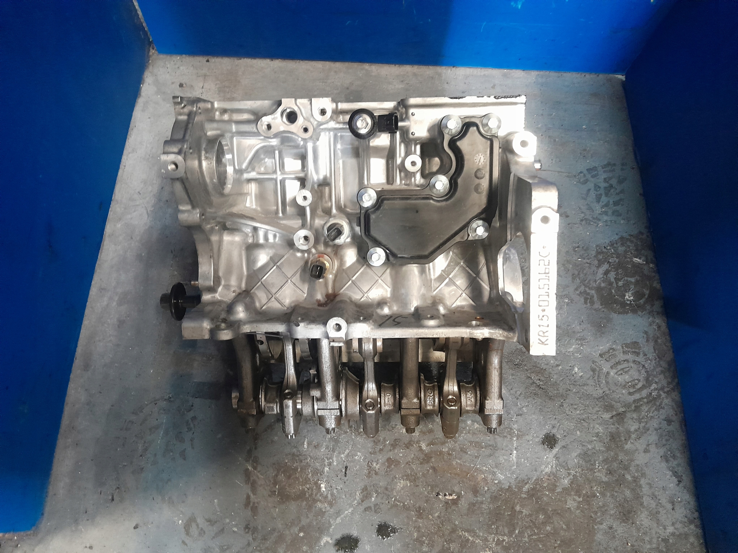 Moteur KR15DDT — vue 1