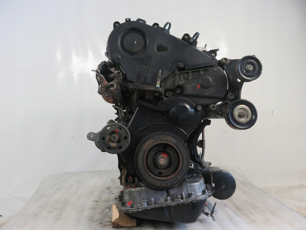 Moteur 1CD-FTV — vue 3