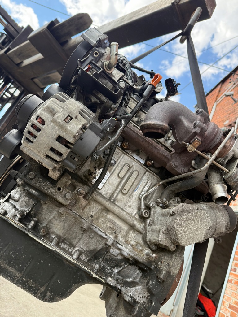 Moteur 8HS (DV4TED) — vue 4