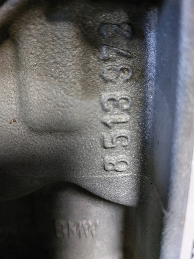 Moteur B37 C15 A — vue 4