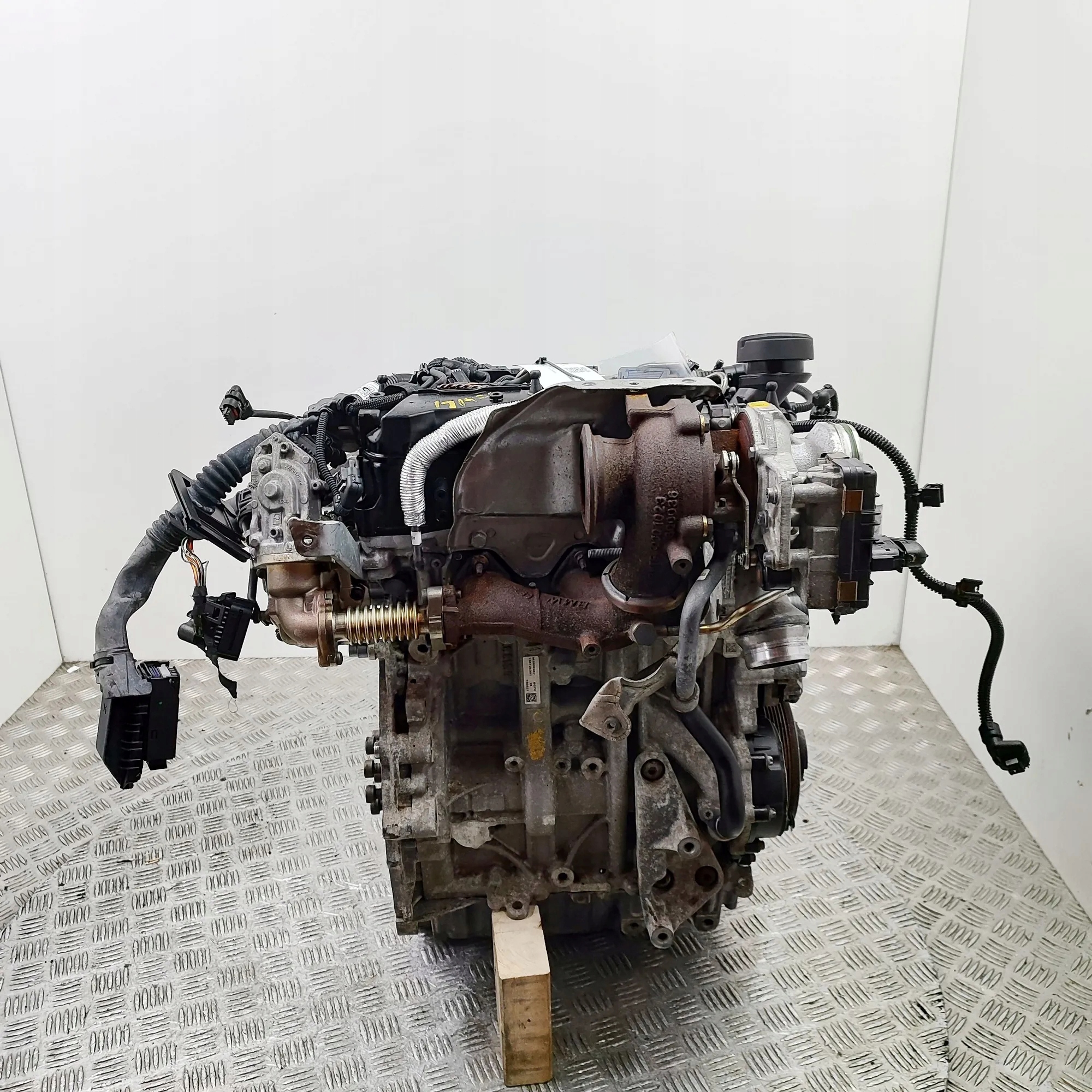 Moteur B37 C15 A — vue 2