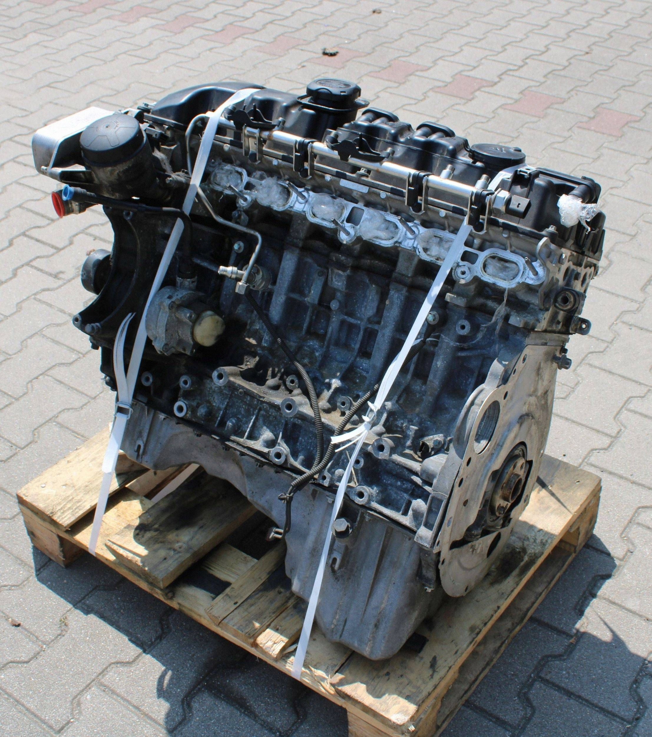 Moteur N53 B25 A — vue 3
