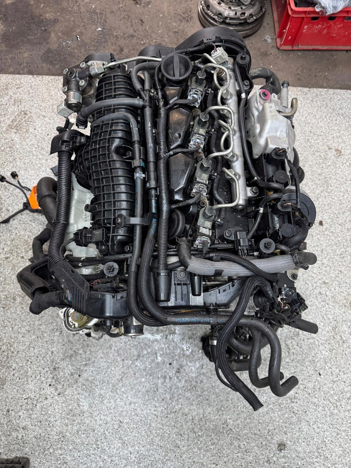 Moteur D 4204 T14 - Image 1