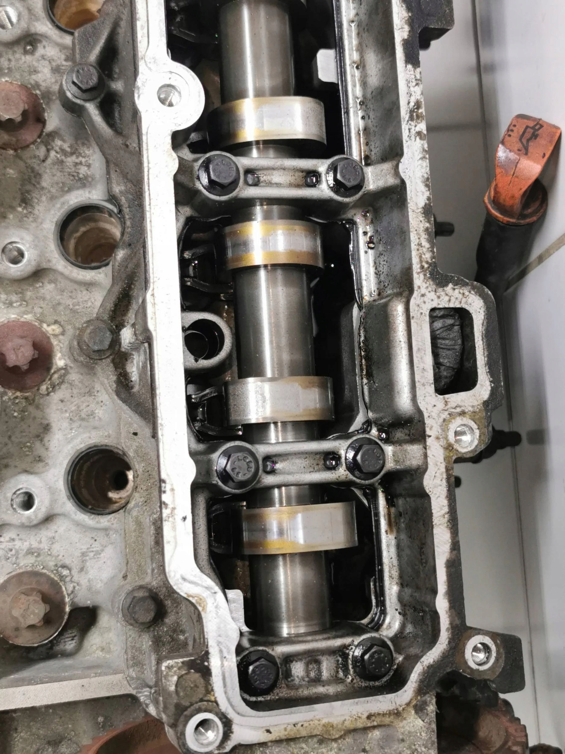 Moteur 8HT (DV4TD) — vue 8