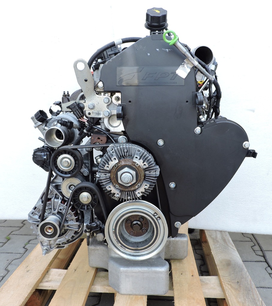Moteur F1AGL411Y — vue 1