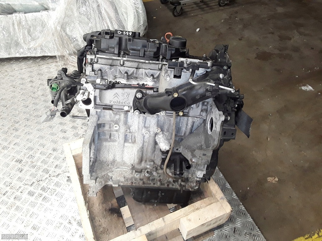 Moteur 8HP (DV4C) — vue 2