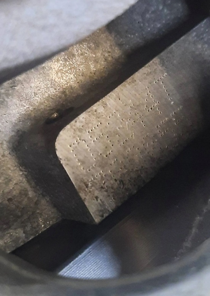 Moteur D 5244 T — vue 4