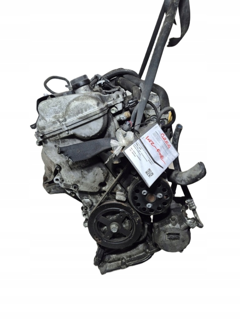 Moteur 1NZ-FXE — vue 2