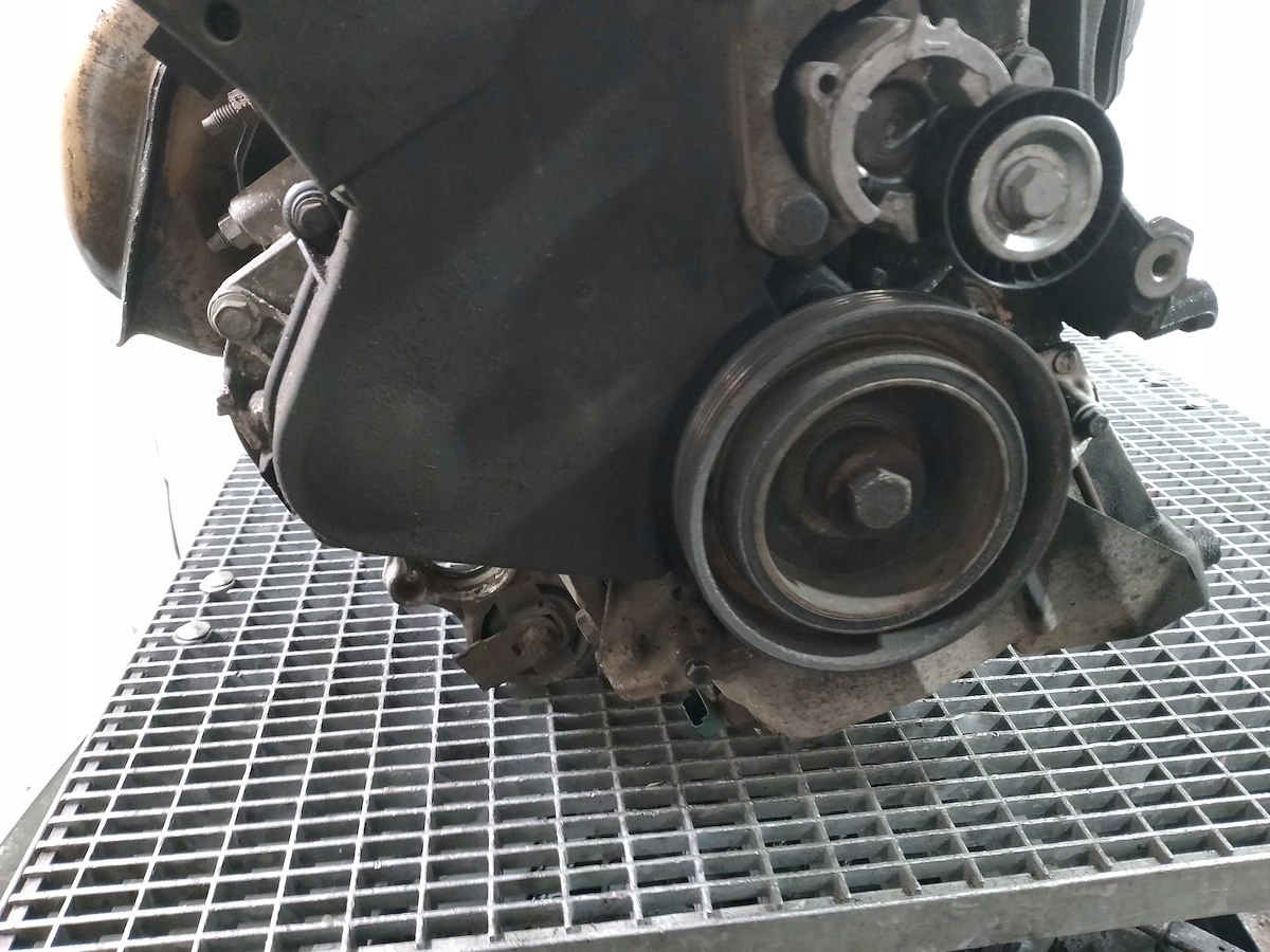 Moteur RFN (EW10J4) — vue 4