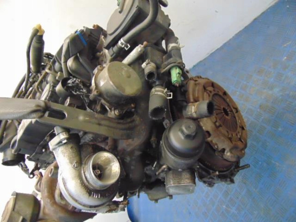Moteur 8HY — vue 5