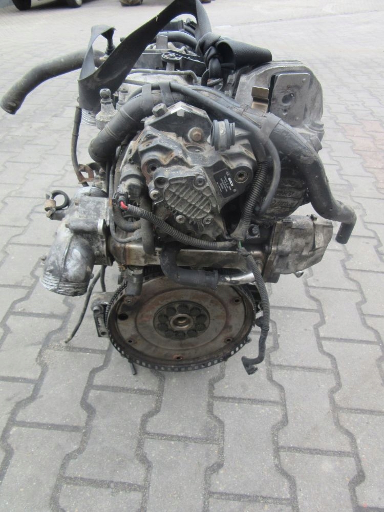 Moteur D 5244 T — vue 2