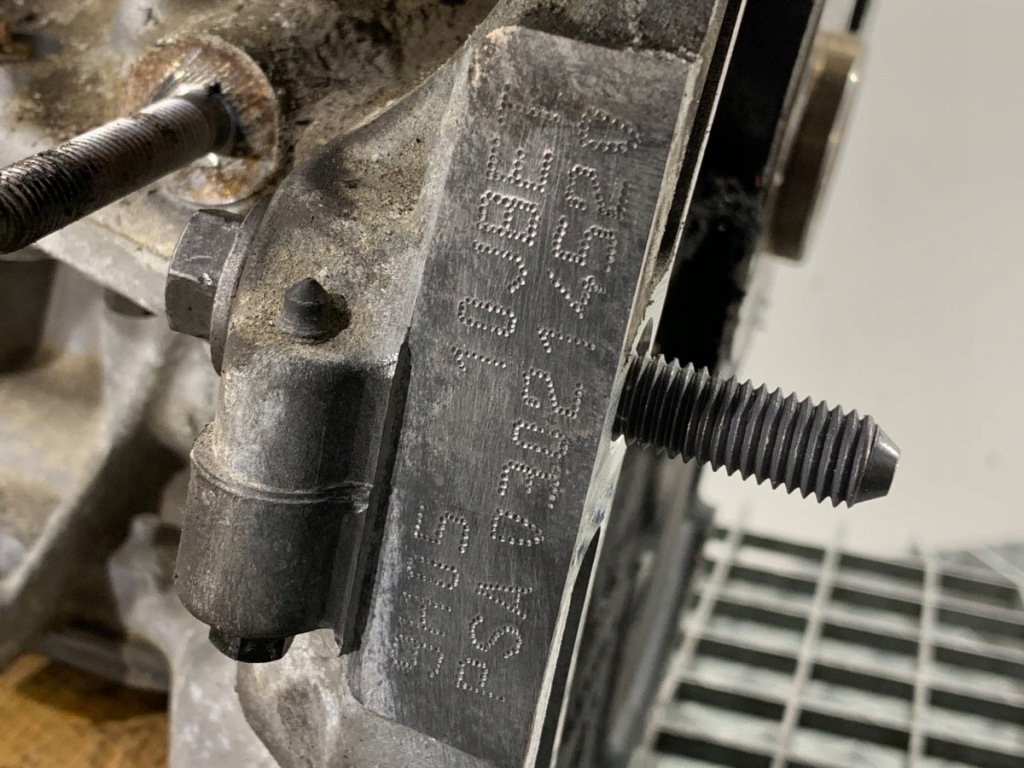 Moteur 9HC (DV6C) — vue 4