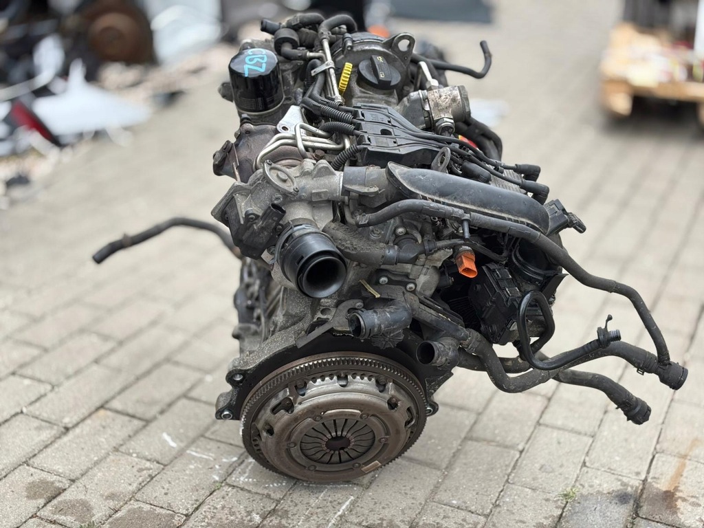 Moteur CBZA — vue 3