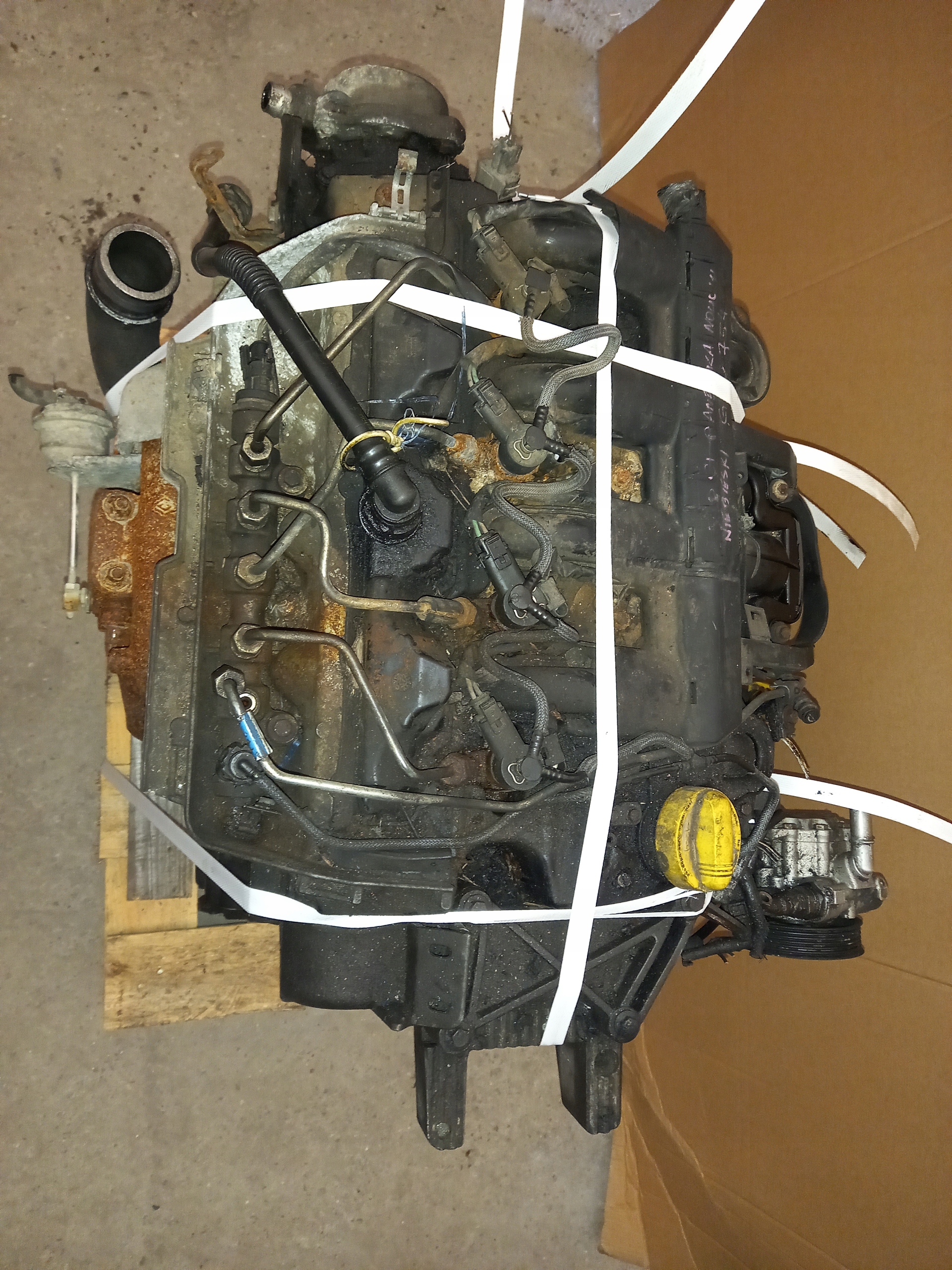 Moteur G9U 754 — vue 1