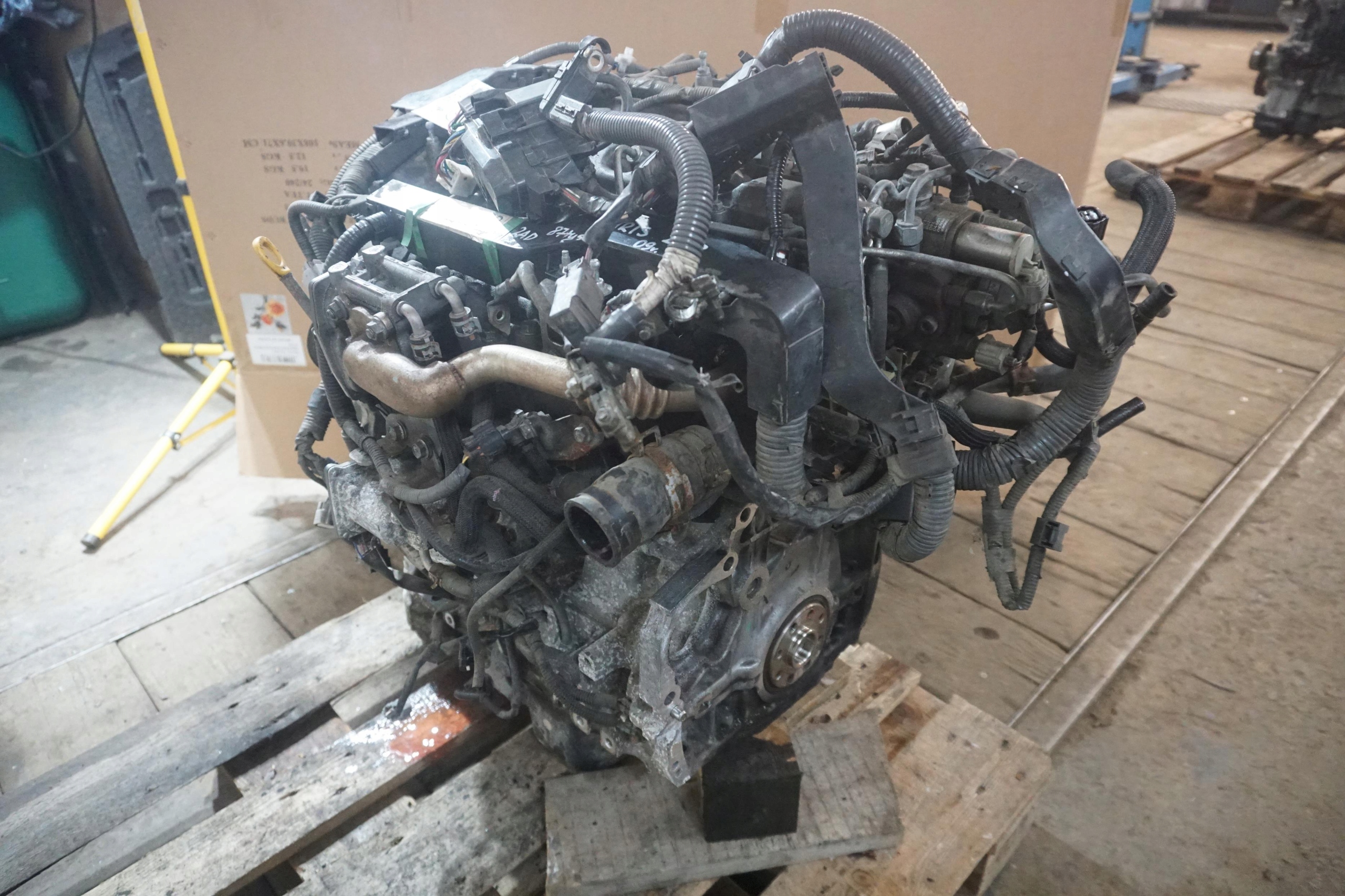 Moteur 2AD-FHV — vue 3