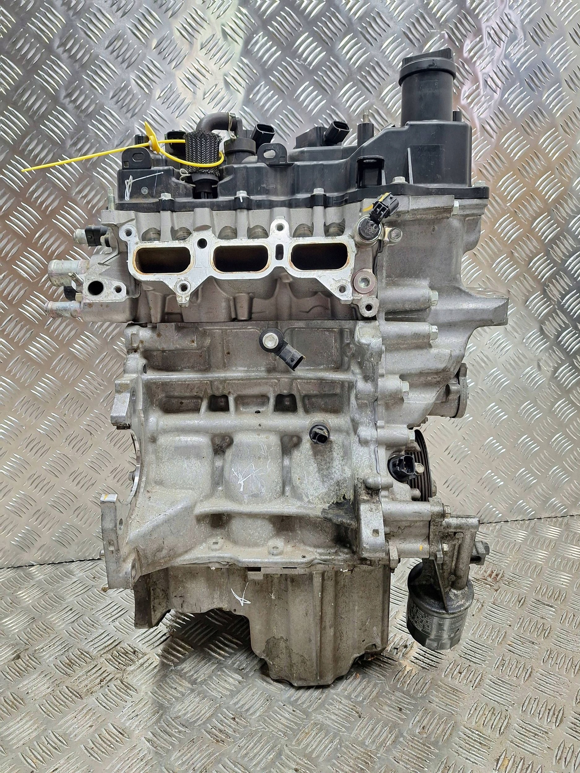 Moteur CFB (1KR) — vue 1