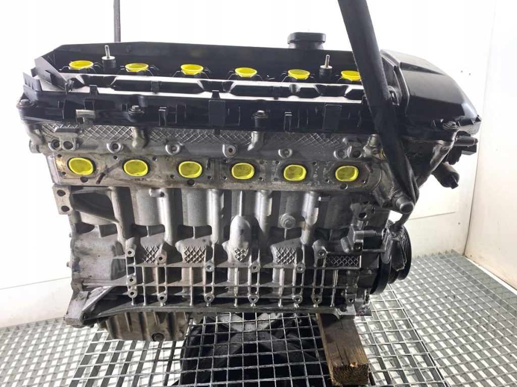 Moteur M54 B30 (306S3) — vue 1
