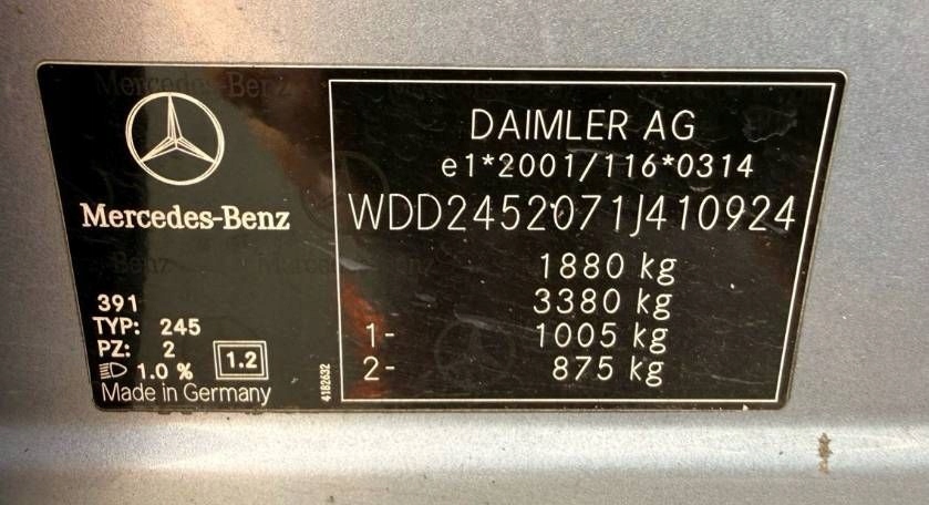 Moteur M 266.940 — vue 1