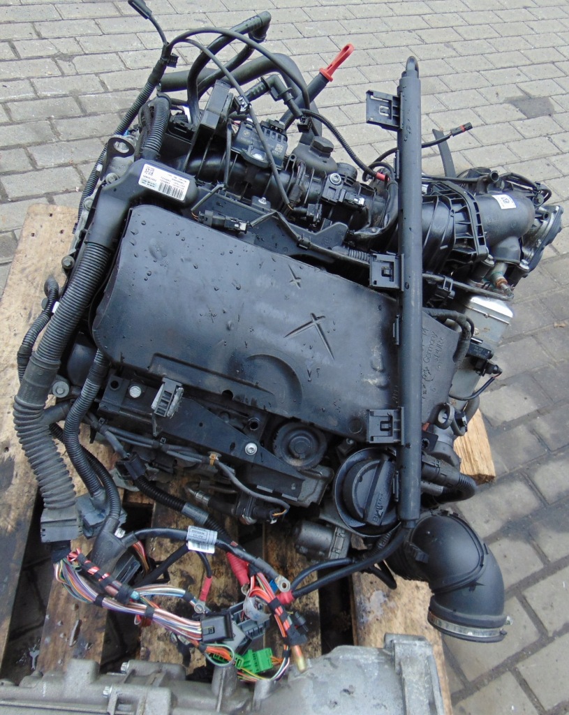 Moteur N47 D20 C — vue 1