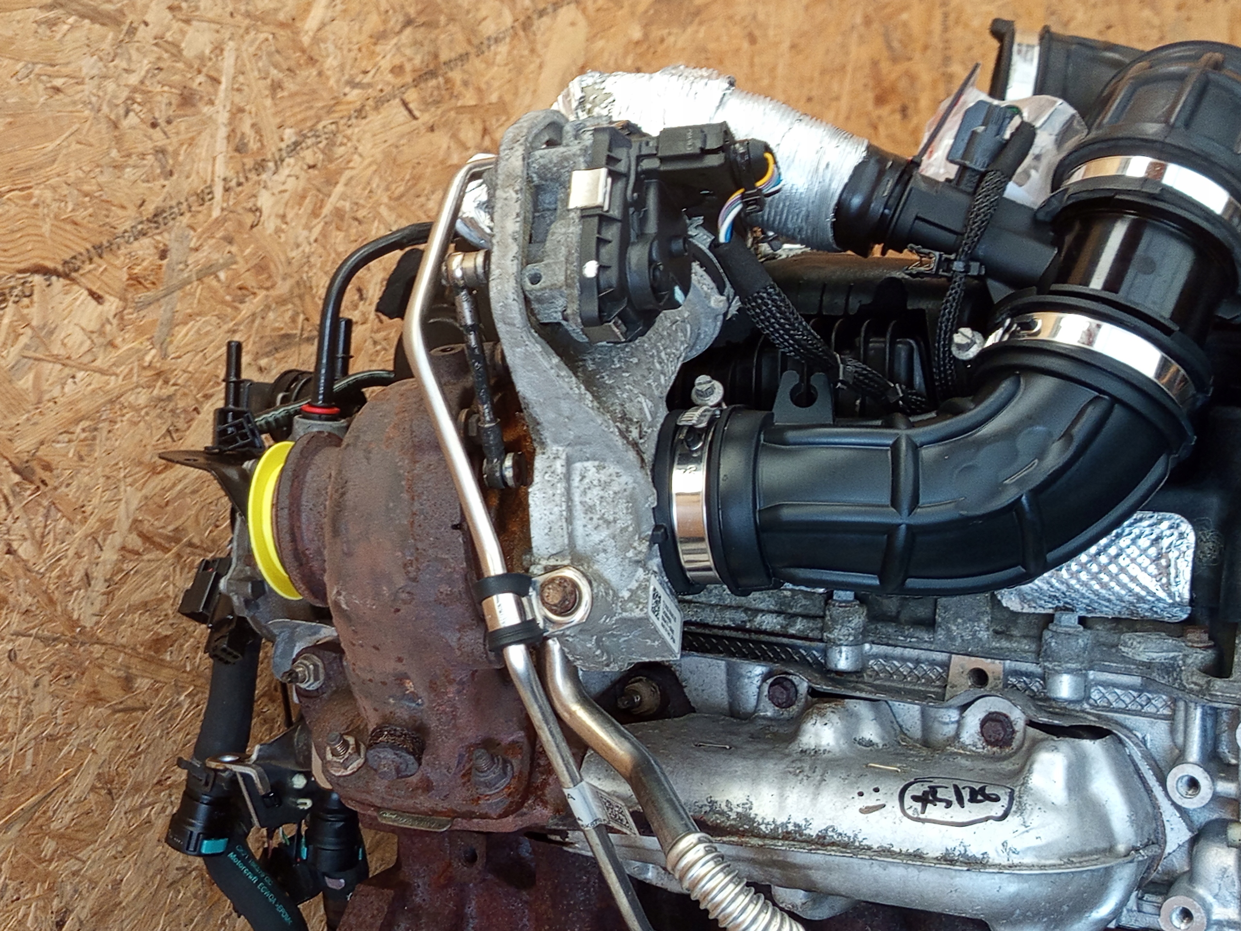 Moteur YMF6 — vue 9