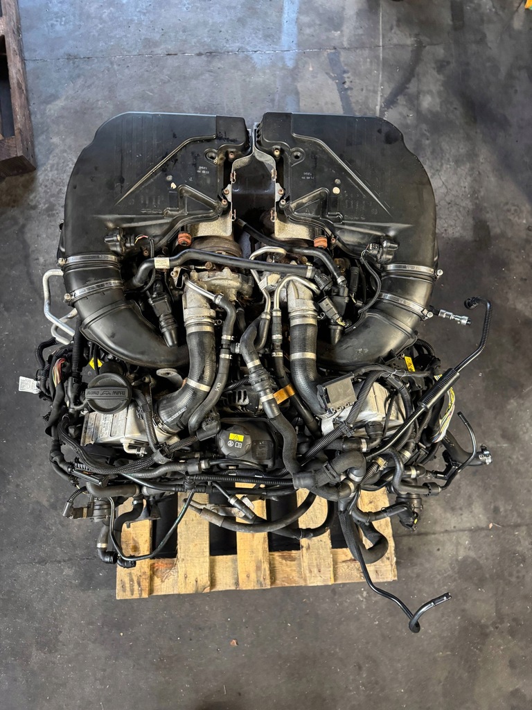 Moteur N63 B44 B — vue 1