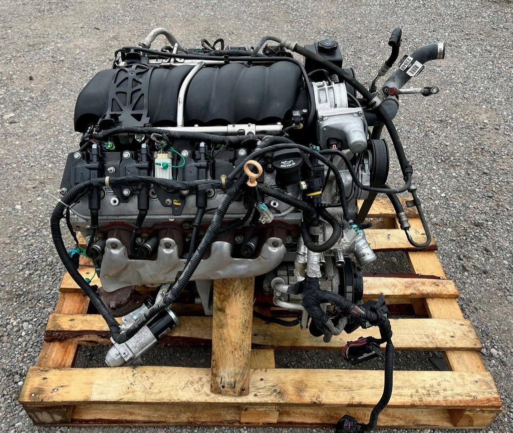Moteur L99(376CUV8) — vue 4