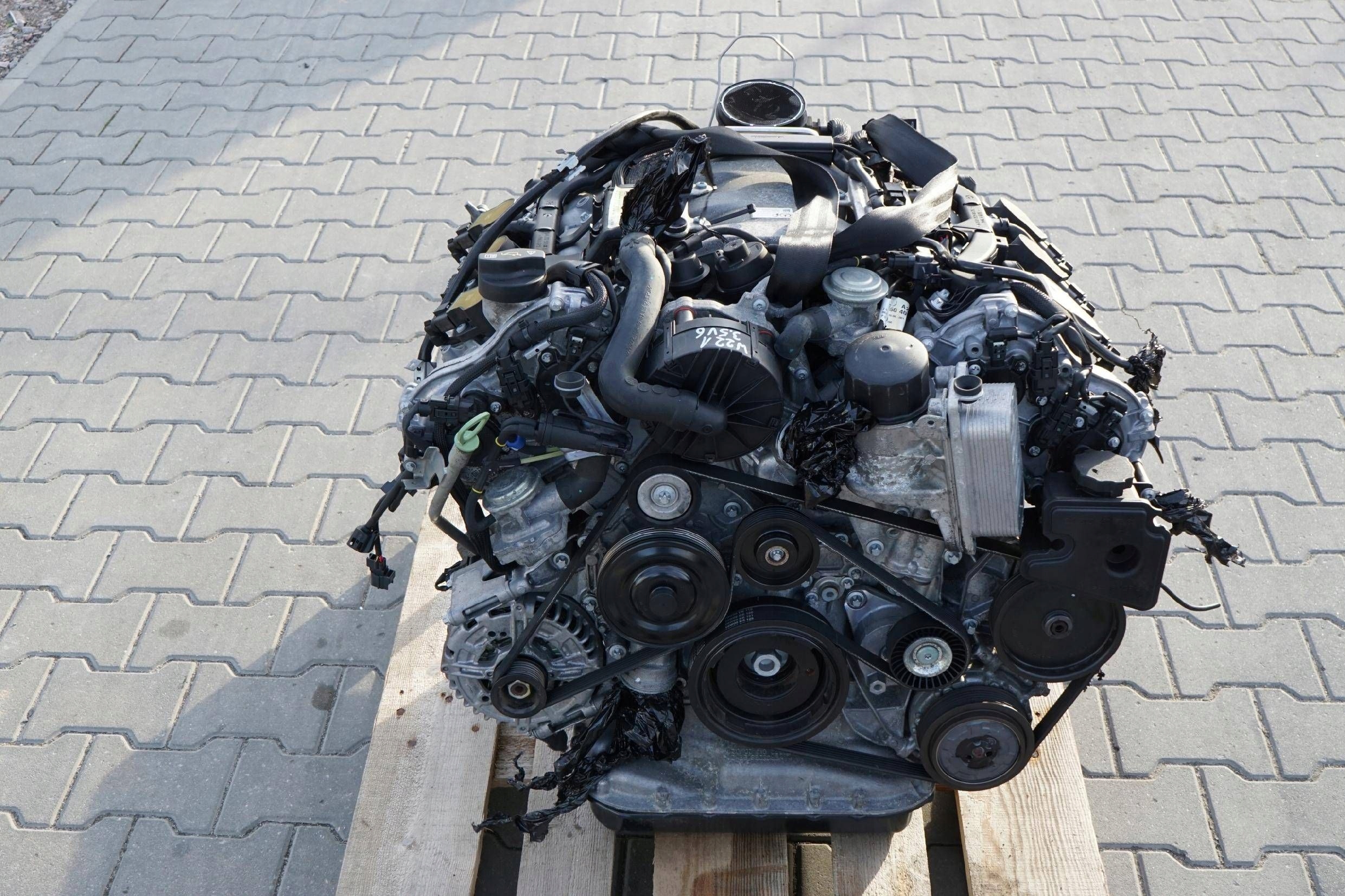 Moteur M 272.966 — vue 1