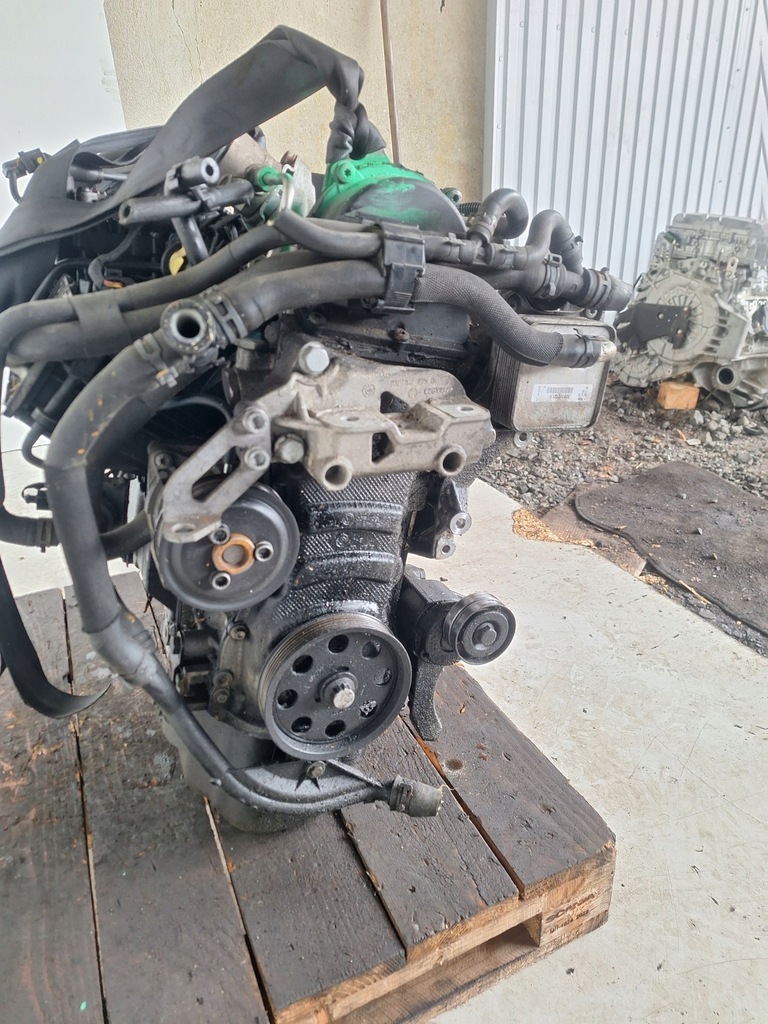 Moteur CBZA — vue 3