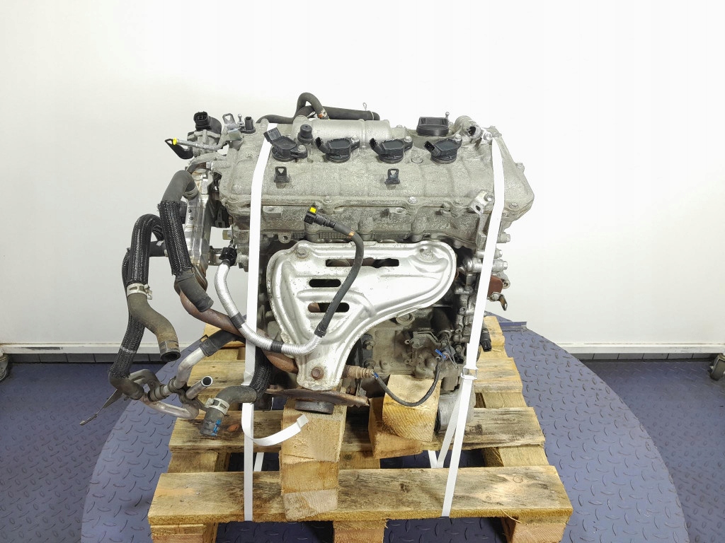 Moteur 2ZR-FXE — vue 2