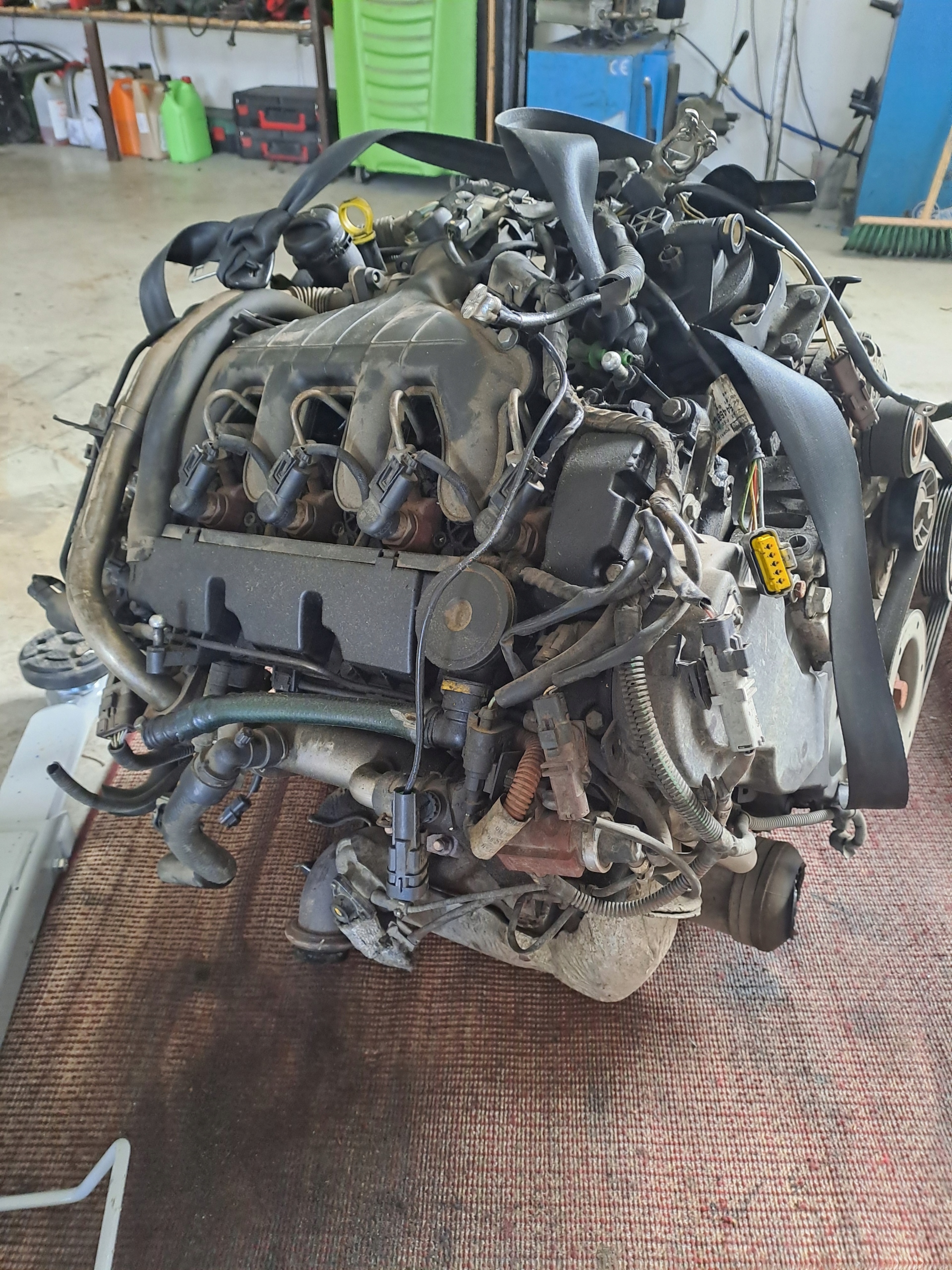 Moteur RHF (DW10BTED4) — vue 4
