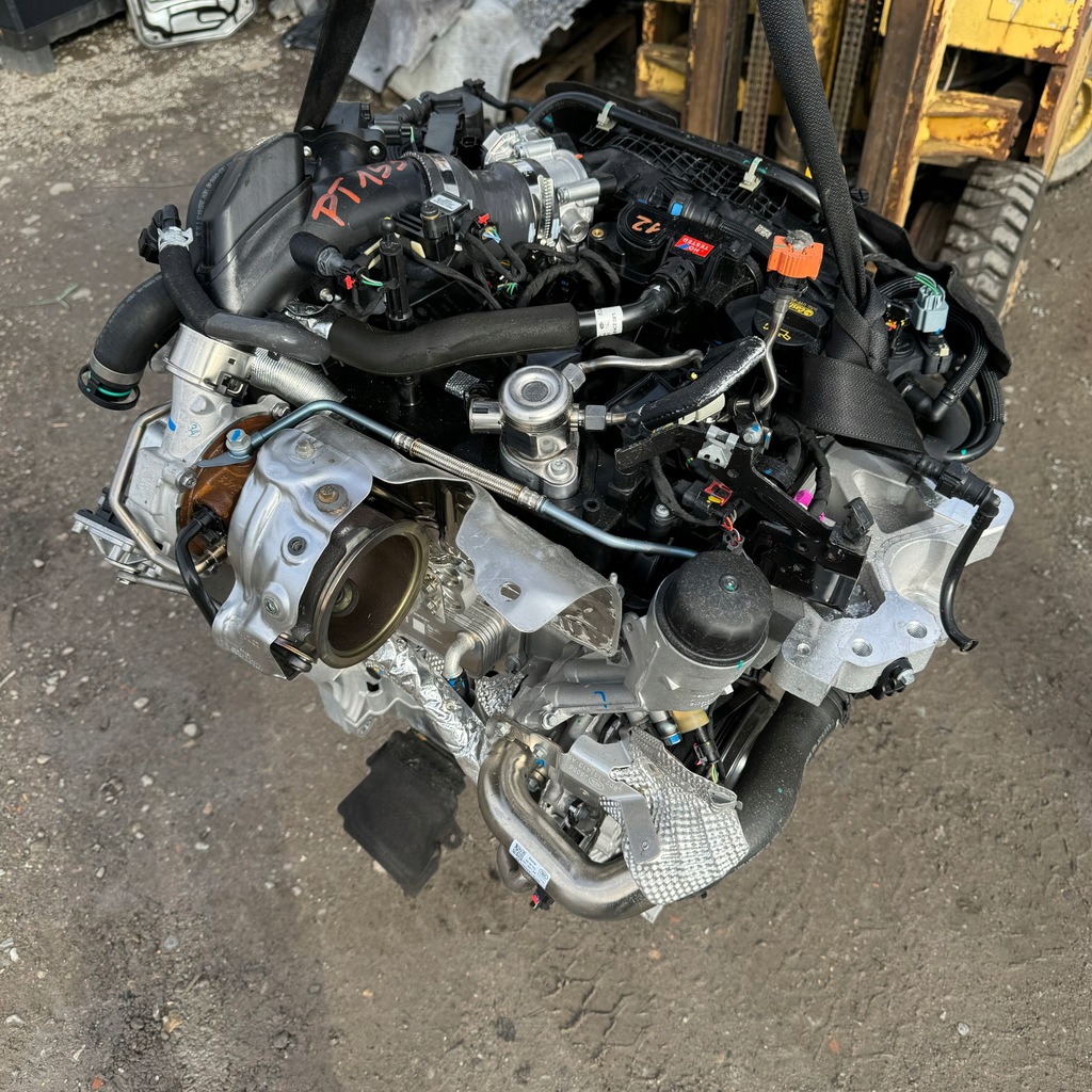 Moteur PT153 — vue 1