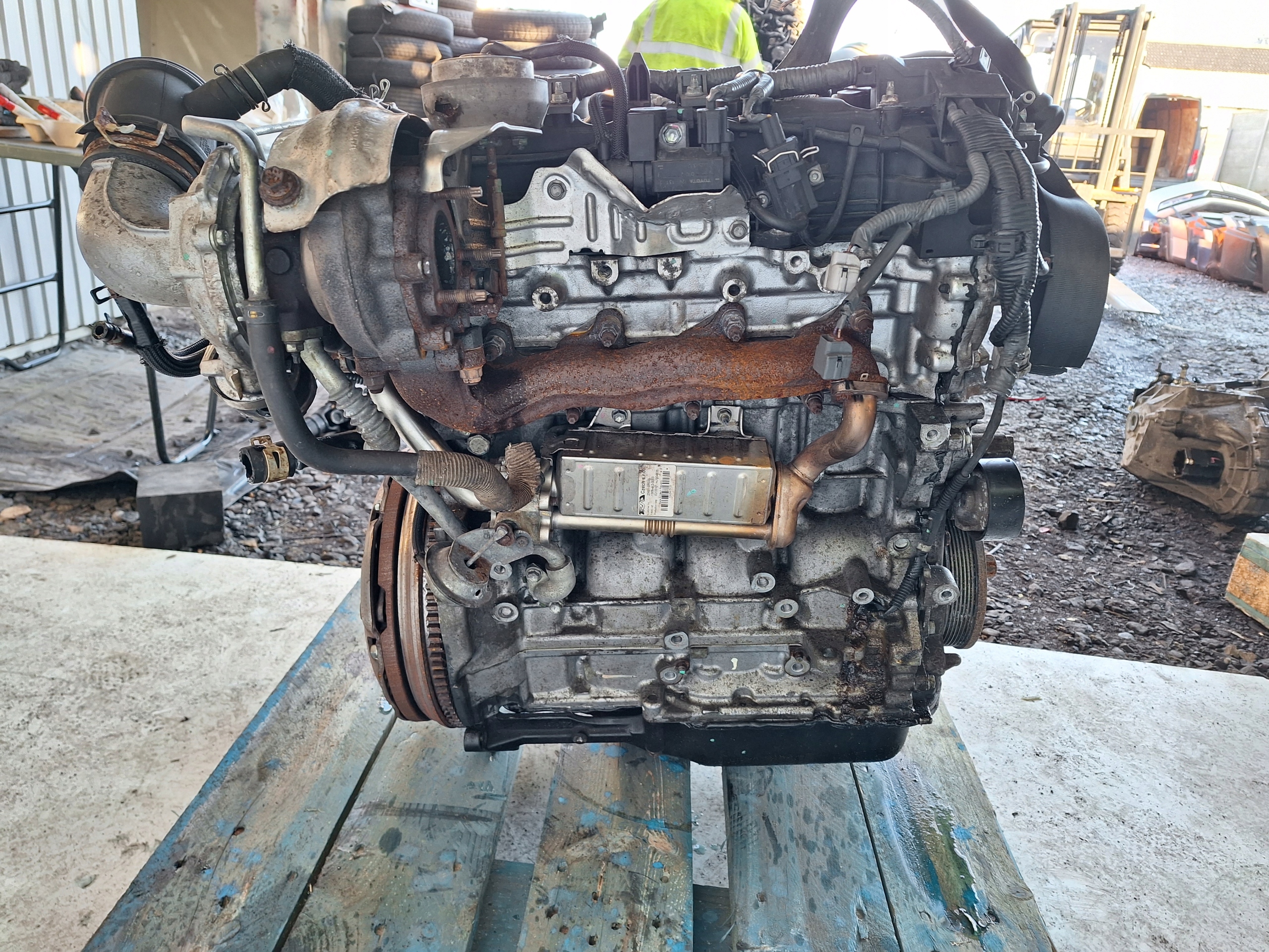 Moteur 1AD-FTV — vue 3