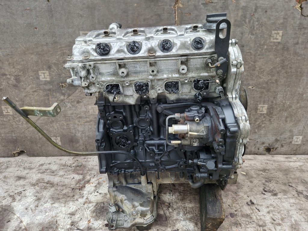 Moteur YD25DDTi — vue 1