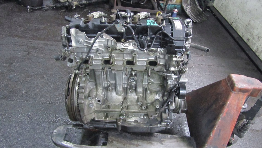 Moteur 1AD-FTV — vue 1