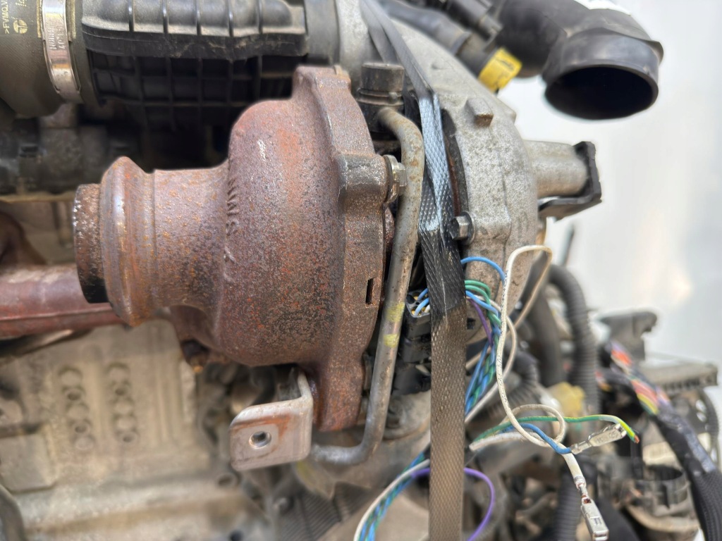 Moteur 9HC (DV6C) — vue 6
