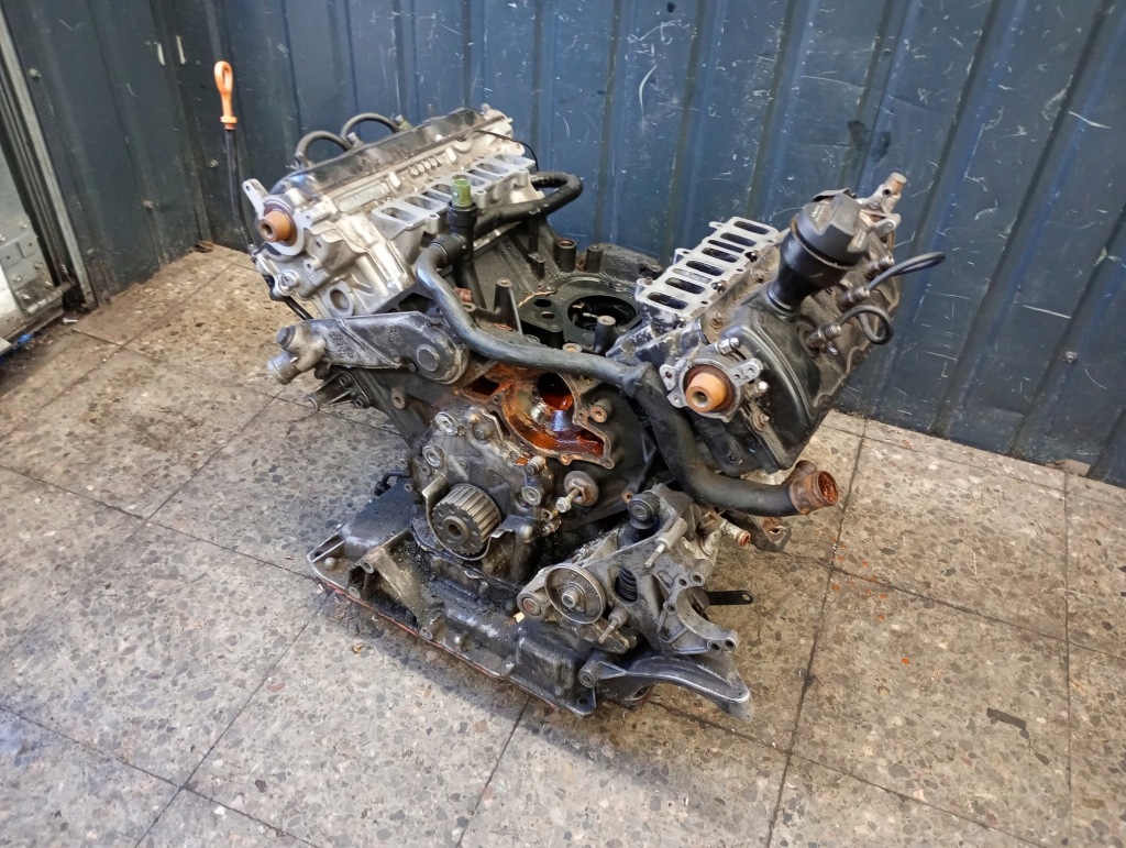 Moteur AFB — vue 4