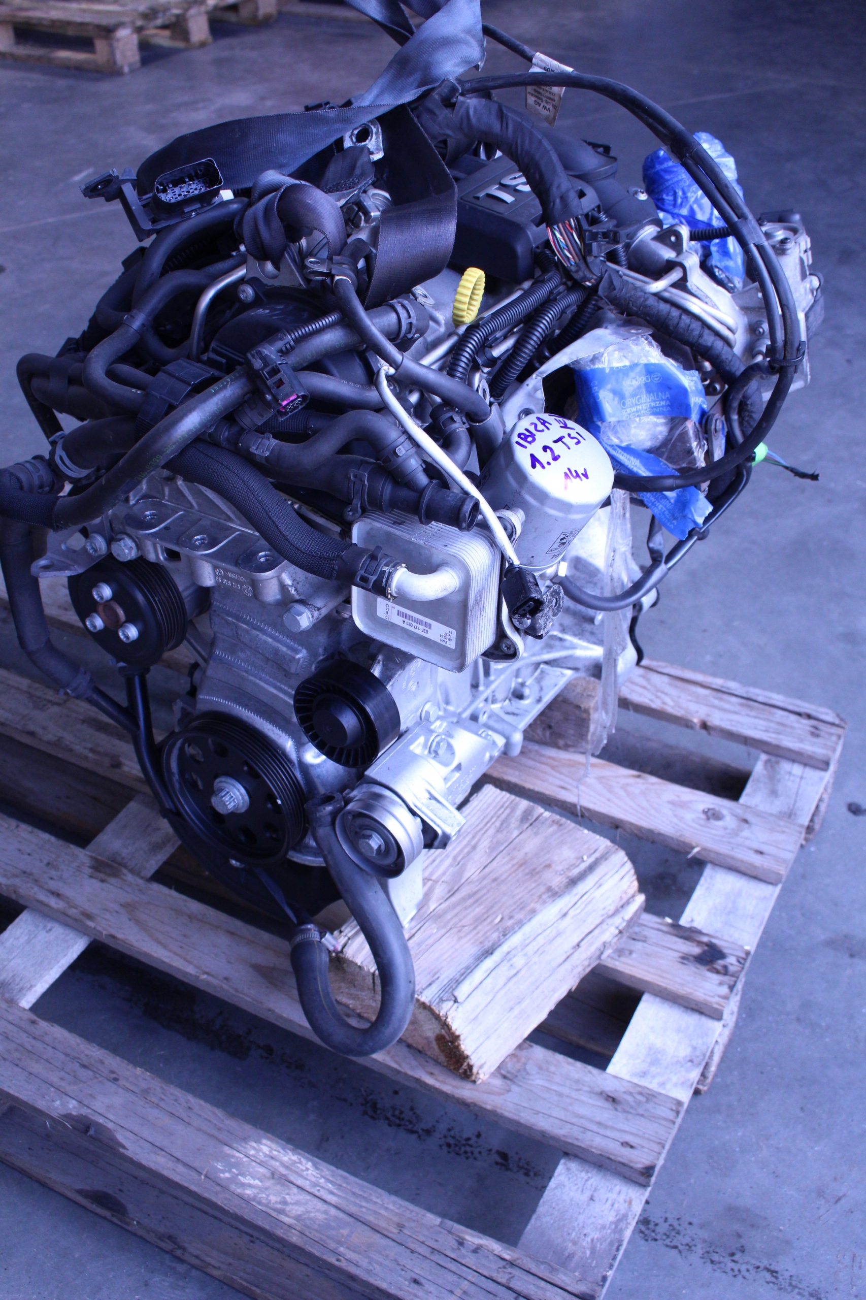 Moteur CBZA — vue 1