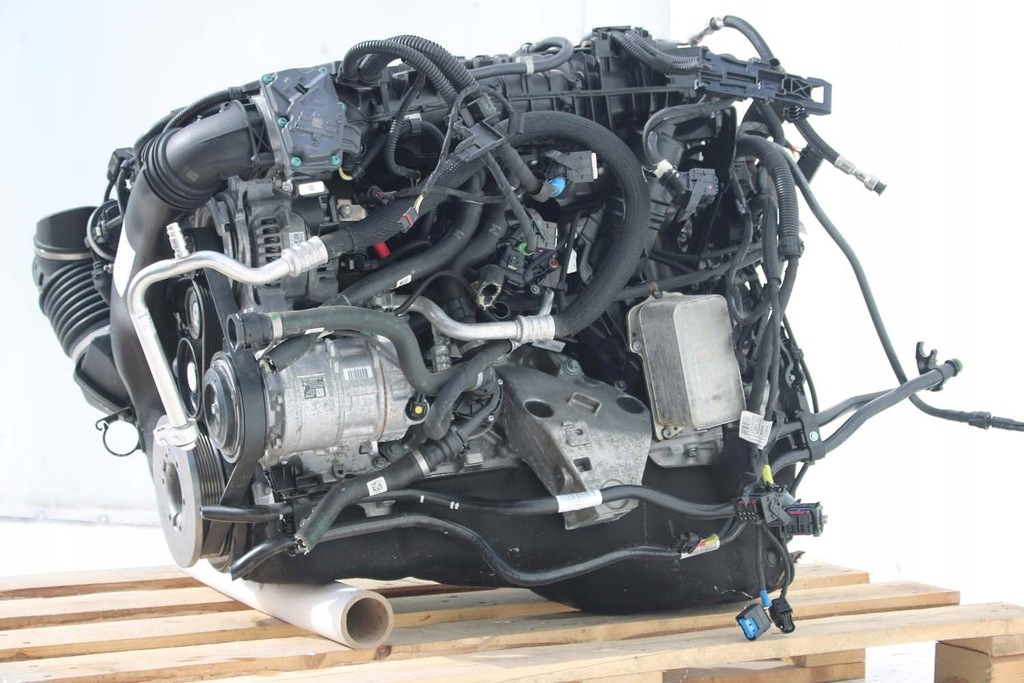Moteur B58 B30 C — vue 3