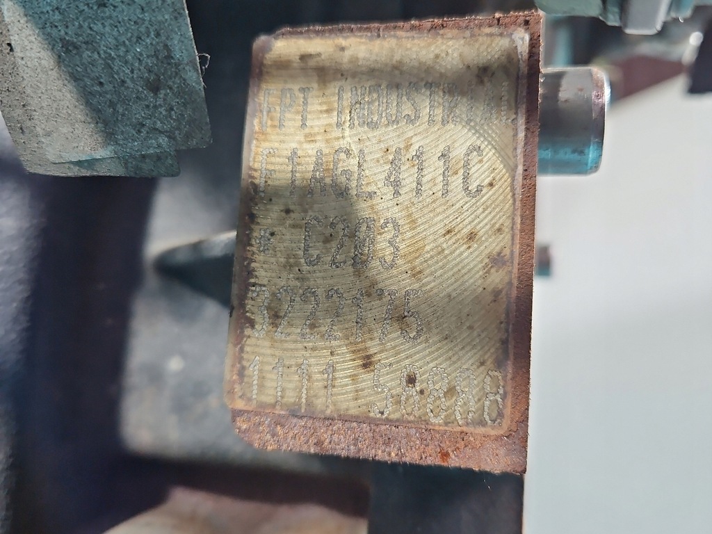 Moteur F1AGL411C — vue 4