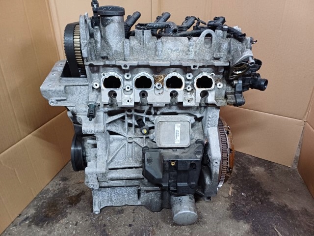 Moteur CJZA — vue 5