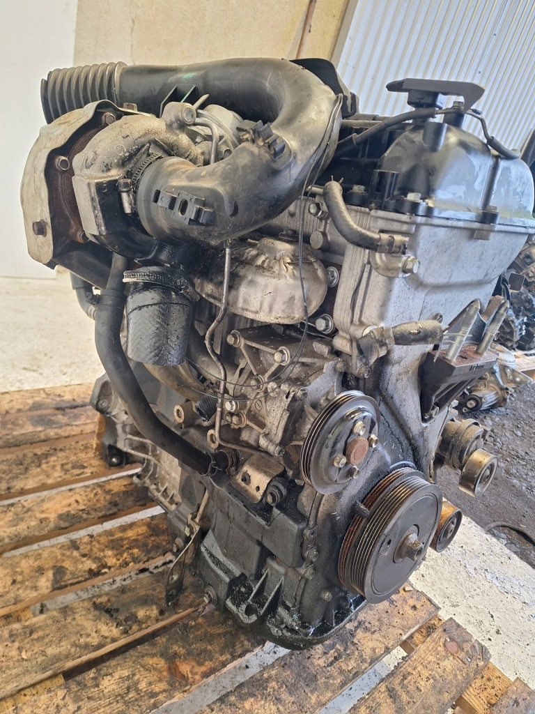 Moteur 4N13 — vue 5